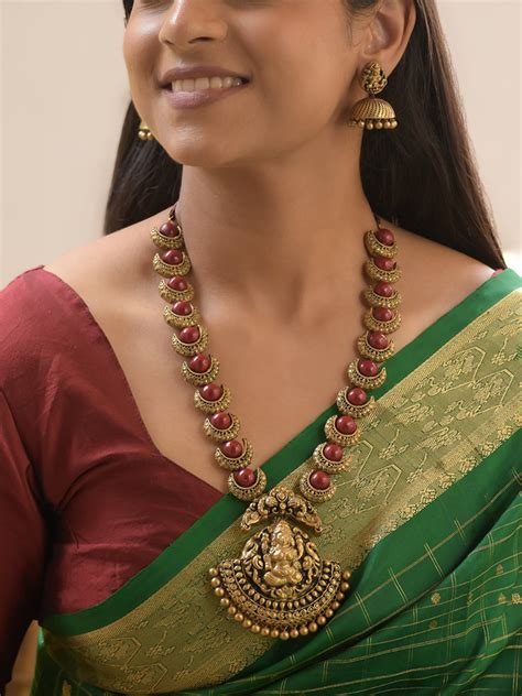 Handcrafted Terracotta Lakshmi Pendant Necklace Set with Red Crescent ...