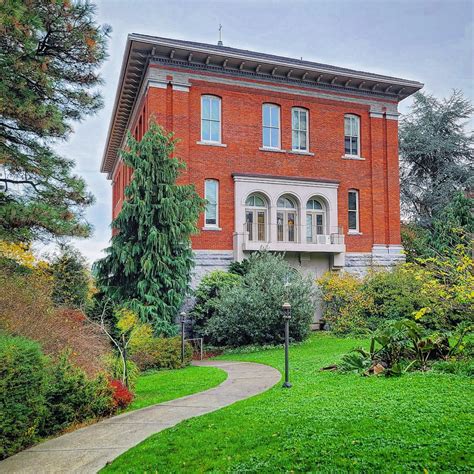 Seattle University - Acceptance Rate, Deadlines & Admission Info