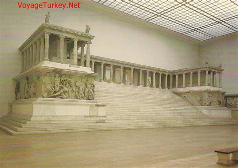Altar of Zeus at Pergamon, Turkey: the Throne of Satan - VoyageTurkey