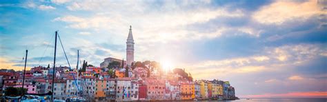 Holiday Accommodation & Lettings in Premantura from ₹3,367 | HomeToGo