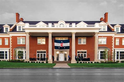 Beta Theta Pi Fraternity | Housing