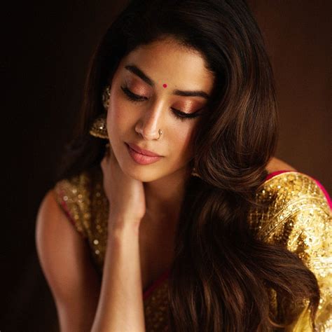 KAREENA KAPOOR KHAN News | Latest KAREENA KAPOOR KHAN Updates, Stories ...