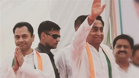 MP में भी कांग्रेस को बड़ा झटका? अपने बेटे के साथ कमलनाथ के BJP में ...