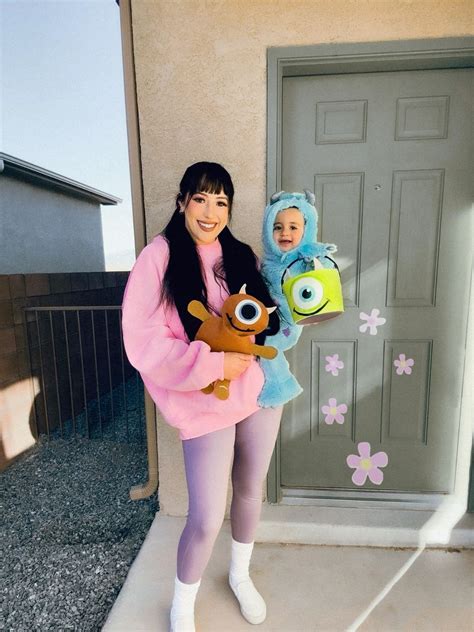 Boo & Sully | Mom halloween costumes, Mommy baby halloween costumes ...