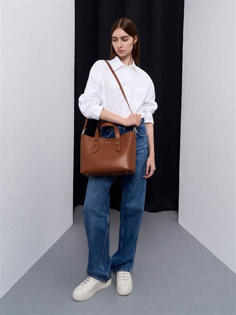 Chocolate Shania Tote Bag - CHARLES & KEITH IN
