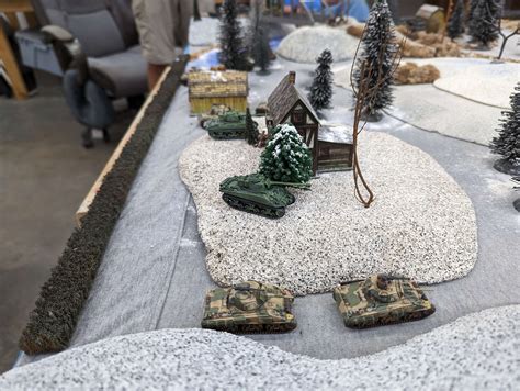 Five-Player Battlegroup Uber-game (P2) – OnTableTop – Home of Beasts of War