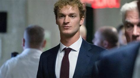 News 12 | Long Island | Jury gets OK to consider lesser charge in NYC ...