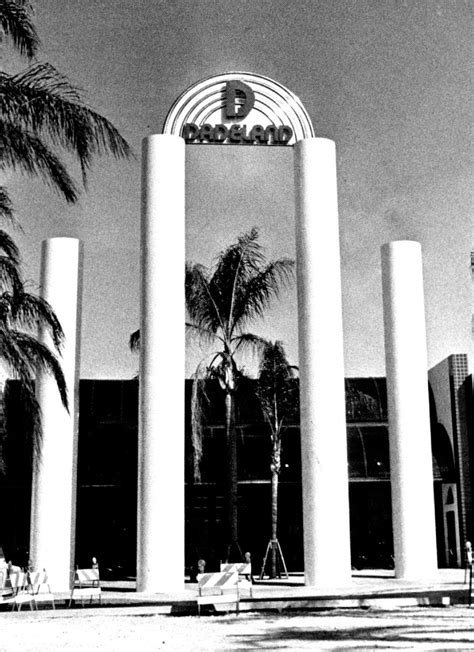 Kendall: Old photos of Dadeland Mall, community landmarks | Miami Herald