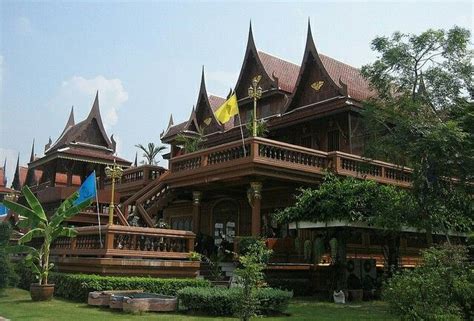 บ้านท่าฉัตรไชย ภาษาอังกฤษ