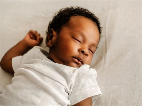 How to Get Your Baby to Nap Longer: Expert Advice About Baby Sleep