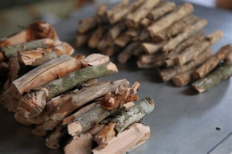 Smoking Wood Chips - cookswell Jikos