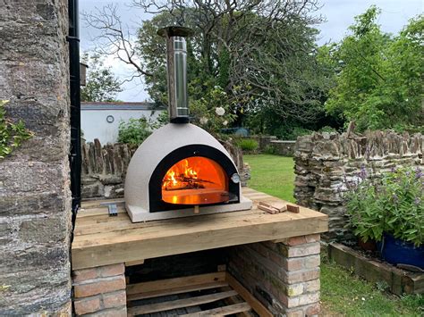 Royal Wood Fired Pizza Oven - Pizza Ovens Australia | Wide Range Of ...