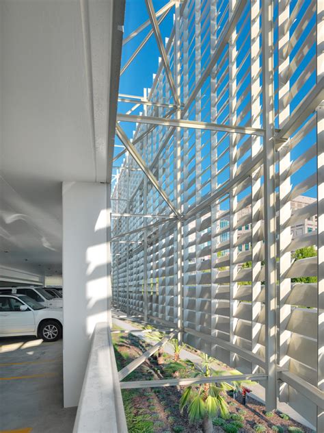 UC Davis Health | Parking Structure 3 – Bateson