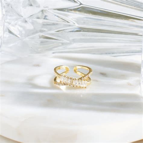 Chunky Elegance Golden Ring | Salty – Salty Accessories