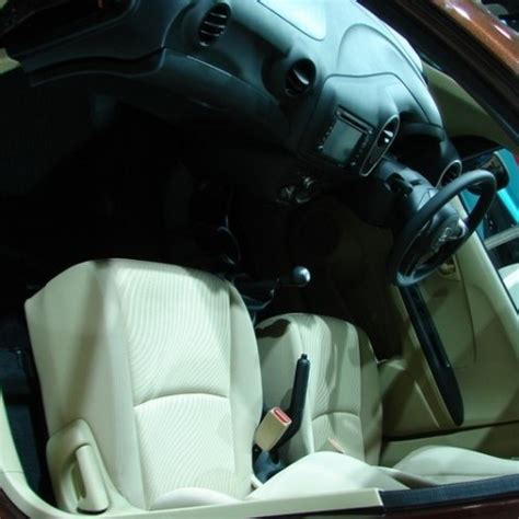 Honda Mobilio Review | Honda Mobilio Test Drive Report | Honda Mobilio ...