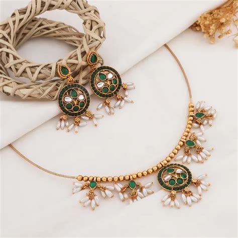 Vihaa Jewellery Vihaa Gold Plated temple Necklace Pendal Set With ...