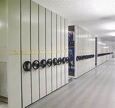 scaffali archivio scaffalature leggere usate su basi mobili sga scaffali archivio scaffalature leggere usate su basi mobili sga