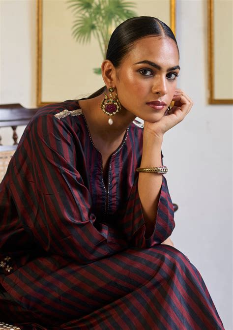 Kurtas – Page 3 – Andaaz by Jyoti Dhawan