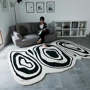 Buy TIBRO DECORE Handmade Tuffted Pure Woollen Irregualr Shape Carpet ...