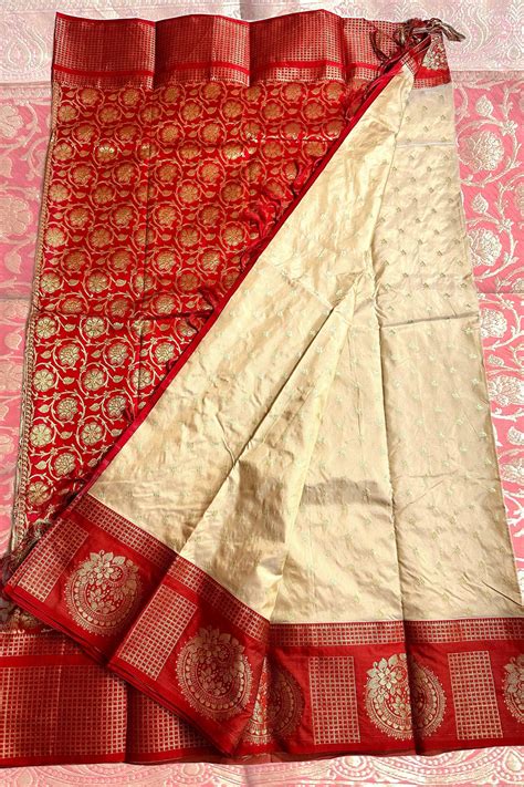 Off White Kanjivaram with Red base and Golden Zari weaving Pallu – Bong ...