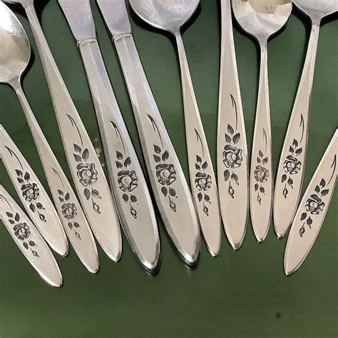 Image result for Oneida Silverware Patterns