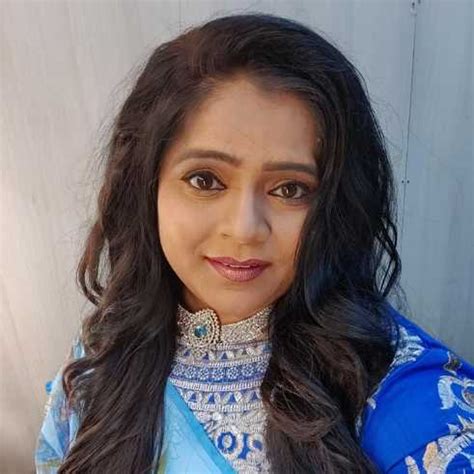 Vishakha Subhedar TV Star Family, Husband, Age, Movies, Biography