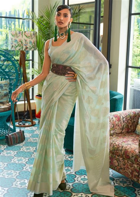 Lucknowi Chikankari Pista Green Cotton Saree – Sunasa