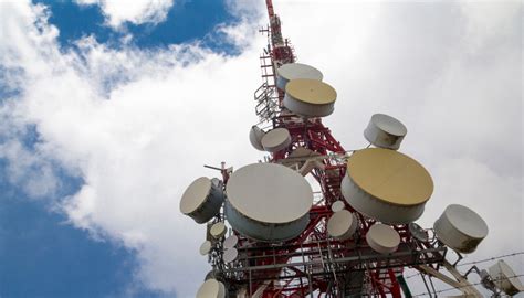 Telecom नियमों में बड़ा बदलाव : 1 अक्टूबर से जानें आपके इलाके में कौन ...