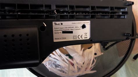 Réparation d'un destructeur de documents par reverse engineering ...