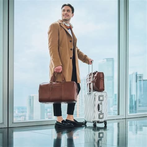 Romeo Leather Duffle Travel Bag (60L) | Luxury Weekender – DRAKENSBERG