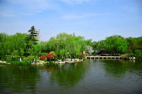 济南大明湖风景区高清图片下载-正版图片500379661-摄图网