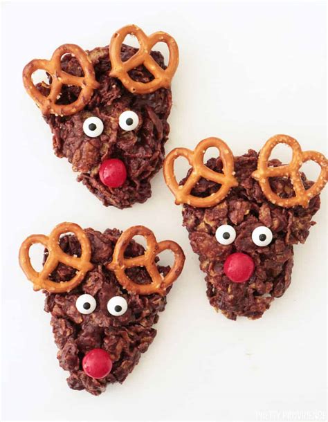 Reindeer Cookies With Pretzel Antlers