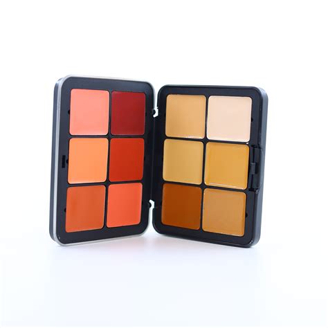Plush Lounge Cosmetics & Beauty Products Online