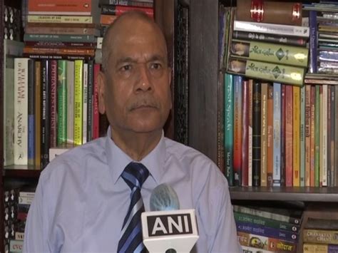 Ex DGP targets Akhilesh Yadav over 'don't trust actions of UP Police ...