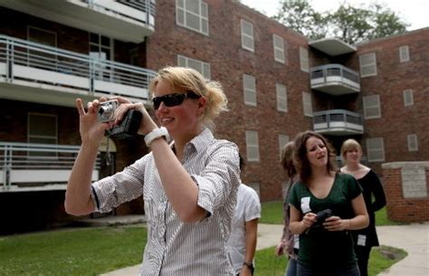 College students from Holland learn about police and social work with ...