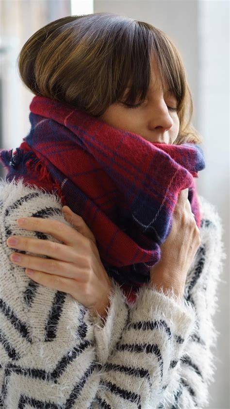Women and cancer: 5 symptoms you should never dismiss
