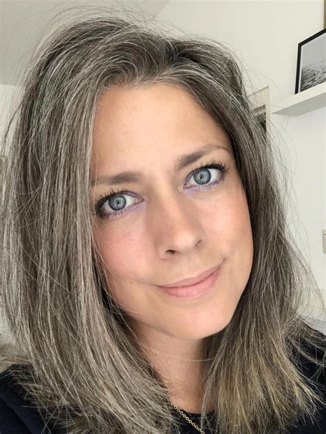 hair color for greying brunettes