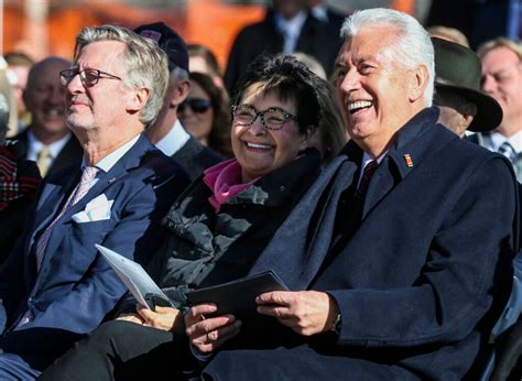 Elder Uchtdorf encourages all to become ‘a people of peace and ...