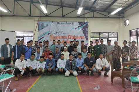 Ikhtiar Memakmurkan Masjid, NU Peterongan Luncurkan Aplikasi SIMAJID