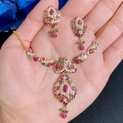 Light Weight Indian Gold Necklace Set | 22 Carat Gold | Precious Gemst