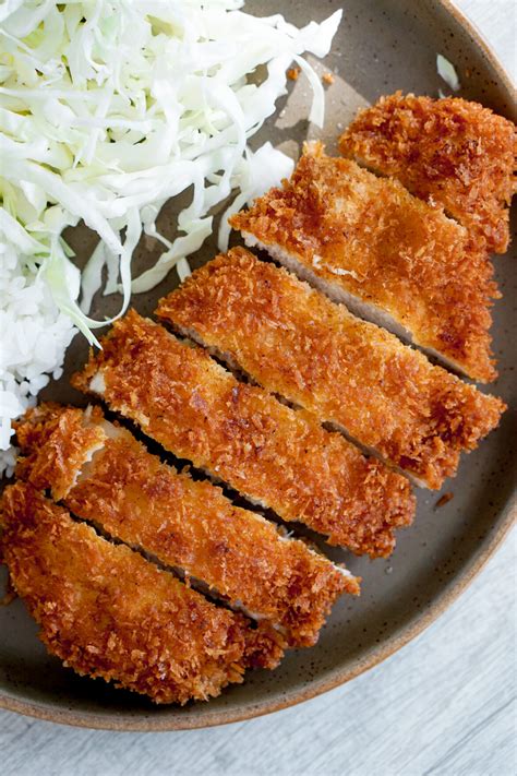 Easy Crispy Chicken Katsu Recipe (Japanese Mom Recipe) - Mochi Mommy