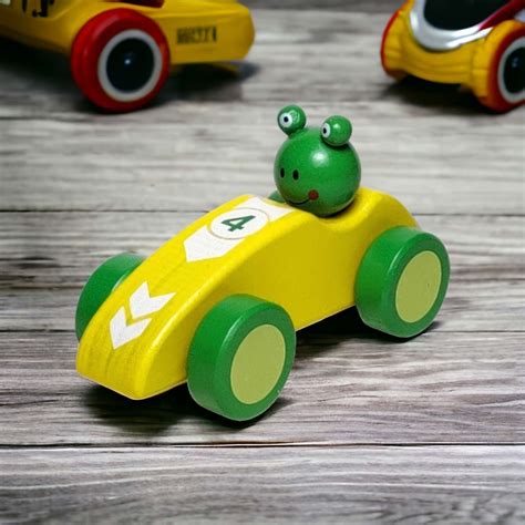 Racing Toy Car – Channapatna Toys