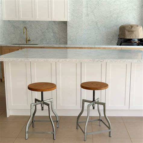 Coastal Studio Kitchen Marble Modern, SHELL COVE | Production | Peerspace