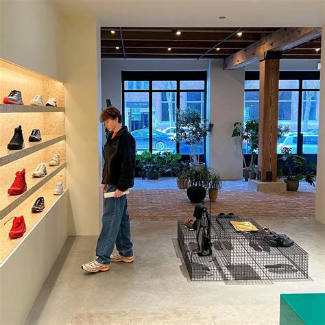 Dylan Hoffman: Biography, Movies List - WeGreen Entertainment