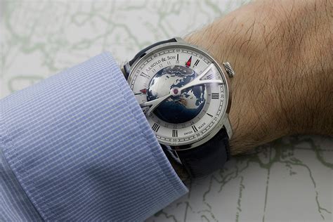 Arnold & Son Globetrotter