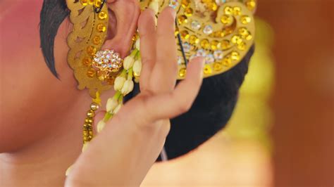 Image result for Hand Dance Tutorial