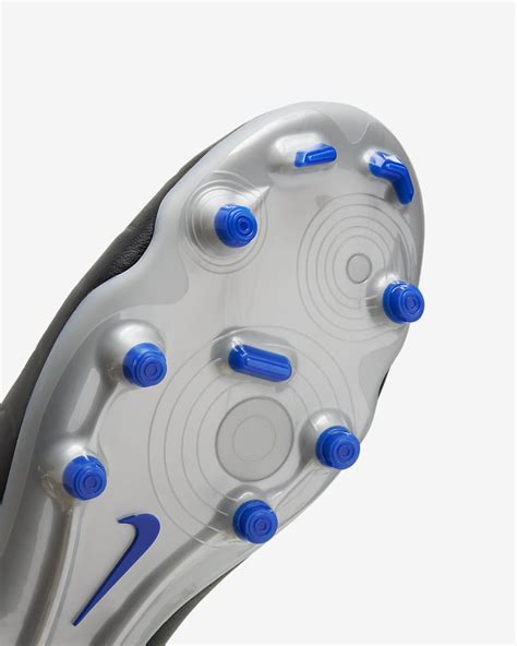 Nike Tiempo Legend 10 Club Multi-Ground Low-Top Football Boot. Nike IN