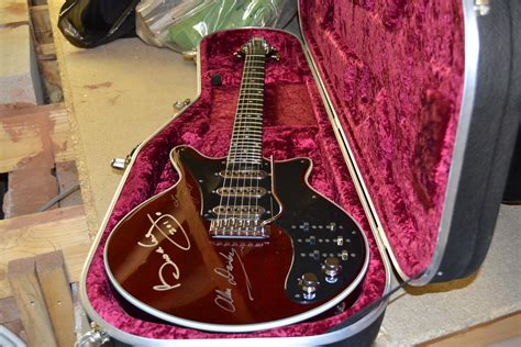 My BMG Special from Brian May Guitars 🔥🔥🔥🔥 : r/guitarporn