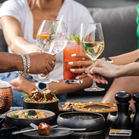 Local Restaurants Open Near Me 的图像结果