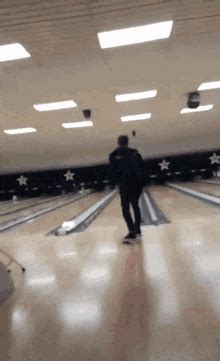 Bowling Tutorials for Making Strikes 的图像结果